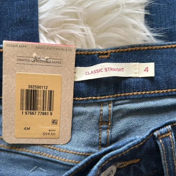 Levi's Classic Straight Mid-Rise Jeans - Picture 4 of 8